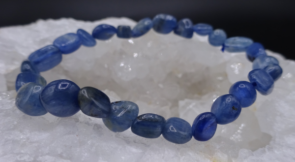 bracelet cyanite bleue nuggets